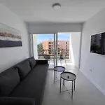 Seaview Modern In Downtown شقة *