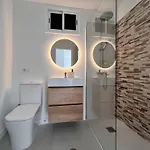 شقة Seaview Modern In Downtown لوس كريستيانوس