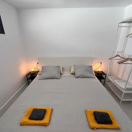 Seaview Modern In Downtown