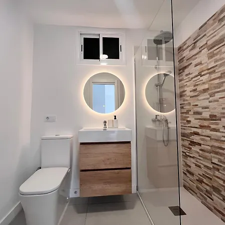 Seaview Modern In Downtown Апартаменты Лос Кристианос