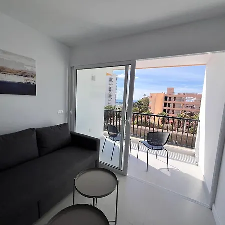 Seaview Modern In Downtown Апартаменты Лос Кристианос