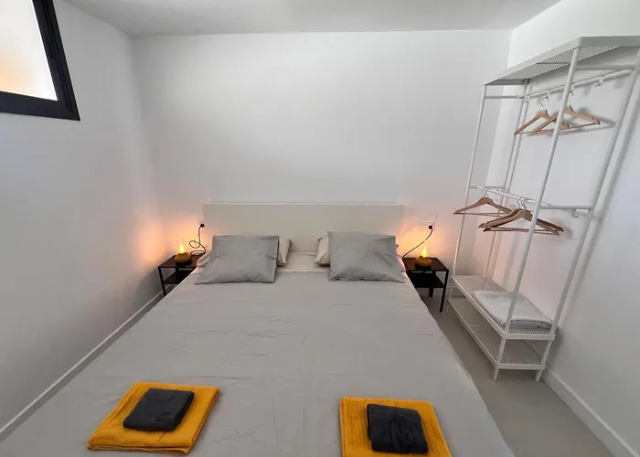 Seaview Modern In Downtown