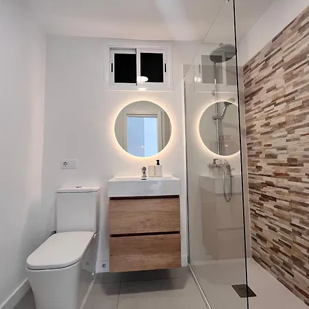 Seaview Modern In Downtown *