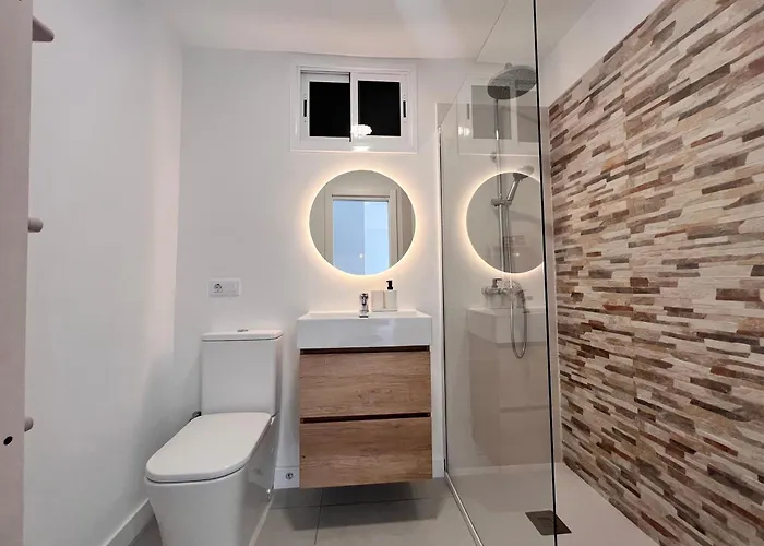 Seaview Modern In Downtown Appartement Los Cristianos (Tenerife)