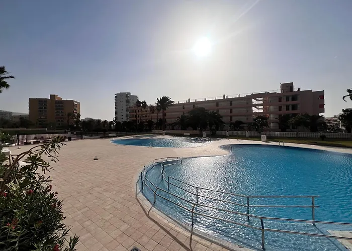 Appartement Seaview Modern In Downtown Los Cristianos (Tenerife)